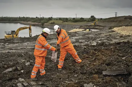 Collecting aggregates on site Collecting aggregates on site